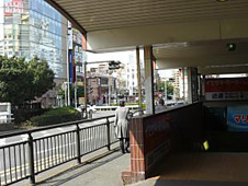 横浜、中区、JR根岸線、ブルーライン『関内』駅から徒歩４分のほうれい線の解消ができる美顔鍼・美顔鍼サロン