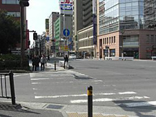 横浜、中区、JR根岸線、ブルーライン『関内』駅から徒歩４分の大人の初心者バレエ教室